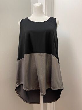 MTA Sport Black and Metallic Gray Colorblock Sleeveless Tank